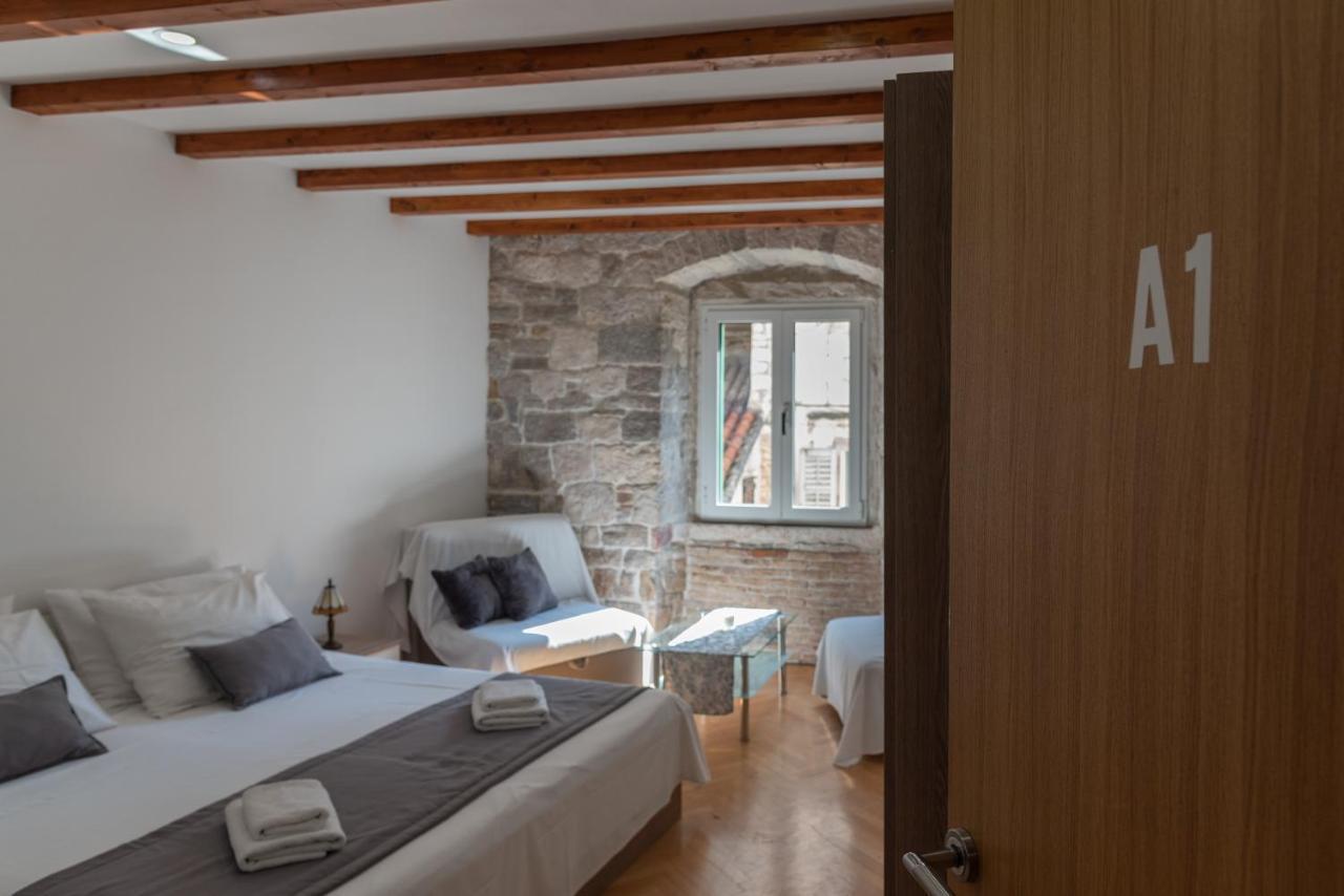 Camenno Apartments-The Heart Of Diocletian'S Palace-Open All Winter! Split Exterior foto
