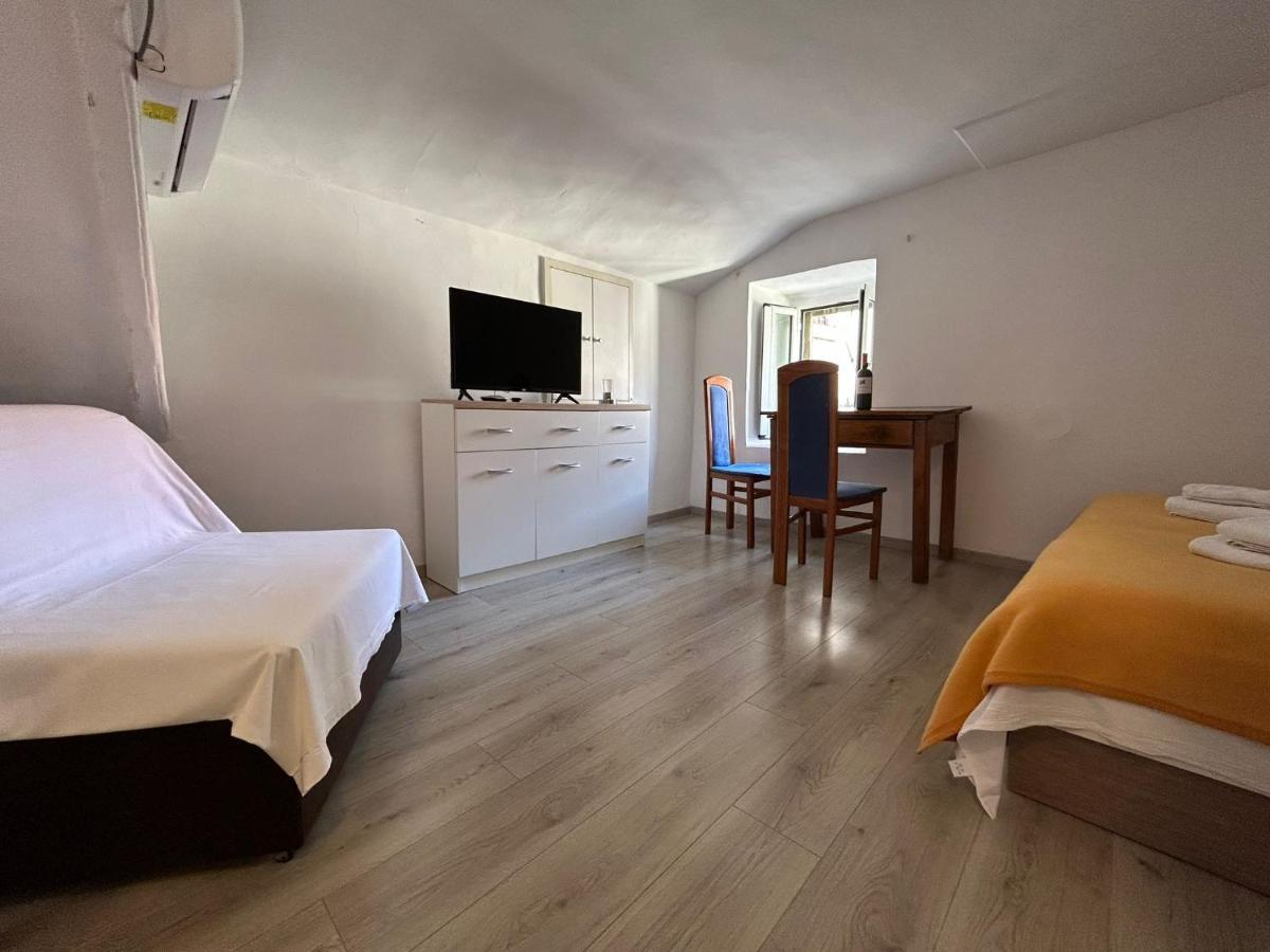 Camenno Apartments-The Heart Of Diocletian'S Palace-Open All Winter! Split Exterior foto