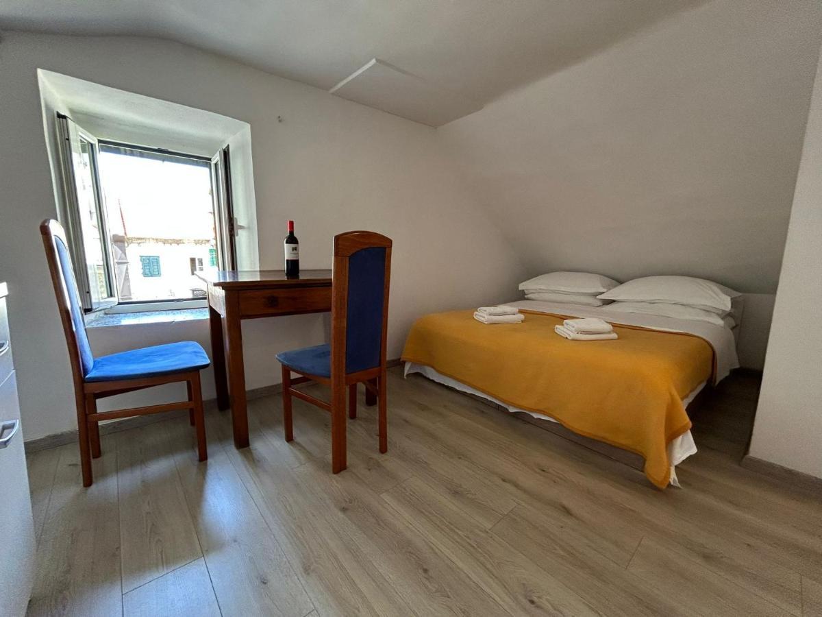 Camenno Apartments-The Heart Of Diocletian'S Palace-Open All Winter! Split Exterior foto